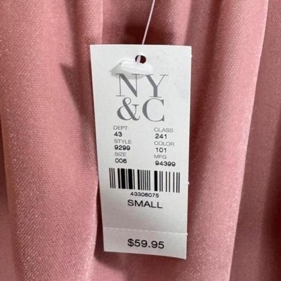 NWT Soho‎ NY Co Womens Velvet Ruffle Top S Pastel Off Shoulder Romantic Feminine - Picture 6 of 8